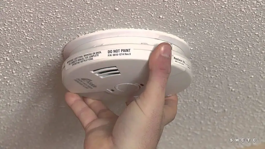 How to Change Battery in Co Detector