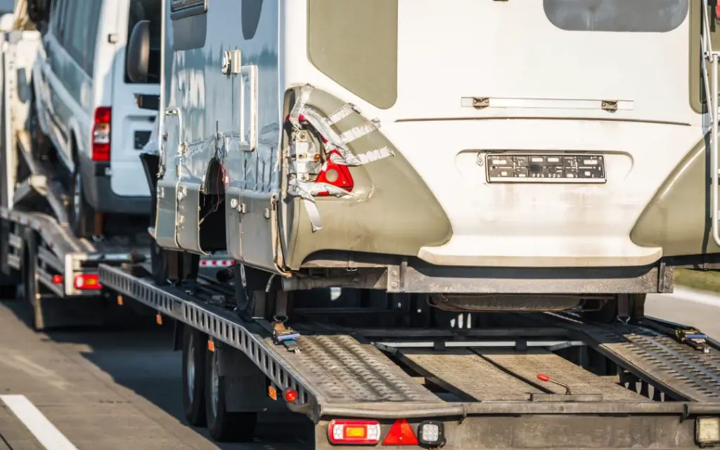 How Much Does It Cost to Tow a Motorhome